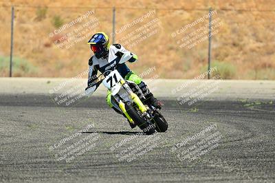 media/Jun-22-2024-2WTD (Sat) [[5d69bf609d]]/B Group/Session 4 (Turn 14 and Grid)/